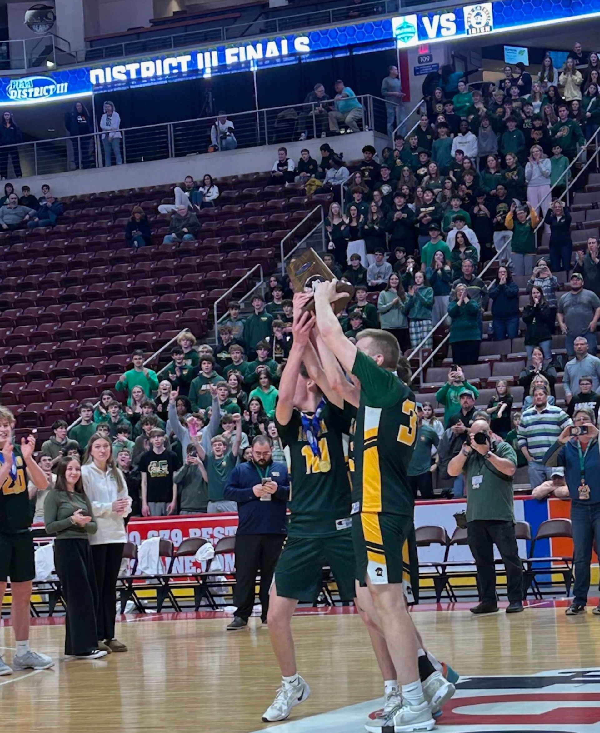 York Catholic Defeats Linville Hill Christian for District 3 Class 2A Championship: Kehler On Hoops